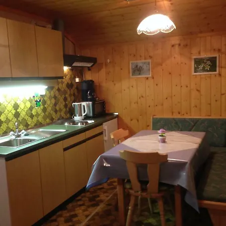 Apartment Ferienwohnungen-schett Sankt Veit in Defereggen
