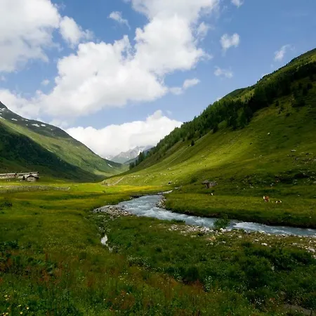 Ferienwohnungen-schett Sankt Veit in Defereggen